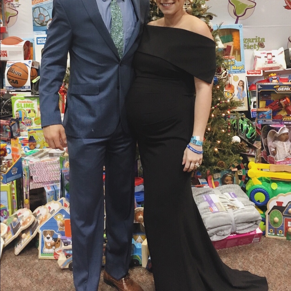 Vince Camuto Black formal gown